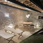 Villa Age