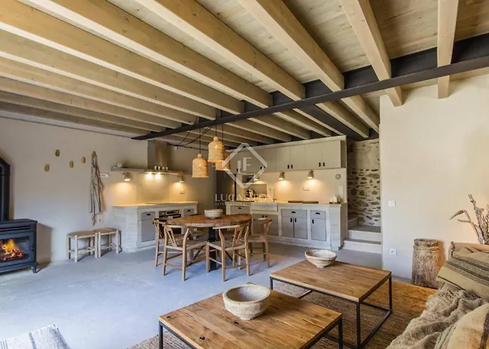 Age Villa *
